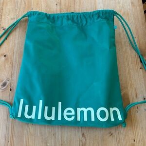 Lululemon sling cinch backpack